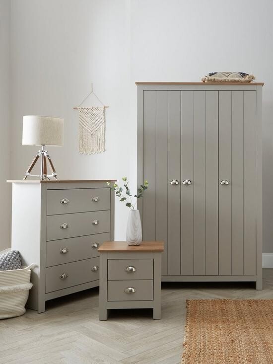 Atlanta 3 Piece Package 3 Door Wardrobe Chest Bedside Oak Bedroom Set