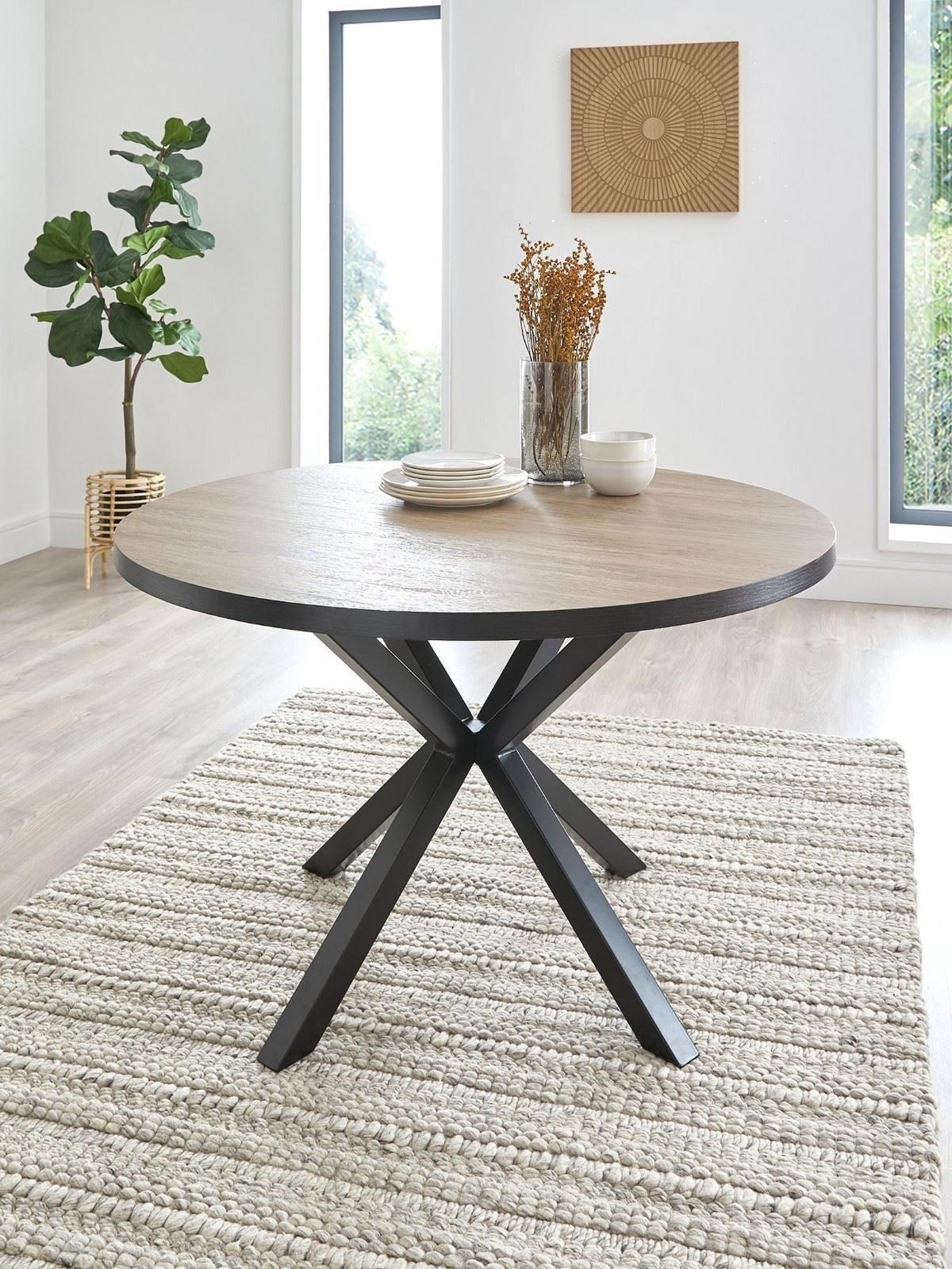 Oslo 120 cm Round Dining Table Oak & Modern Dining Room