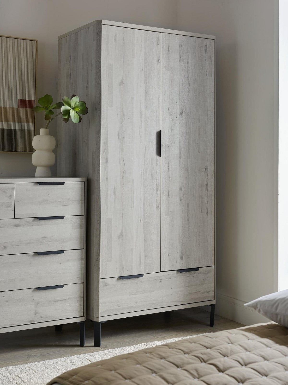 Harlem 2 Door 1 Drawer Wardrobe Oak Effect Stylish Bedroom Storage