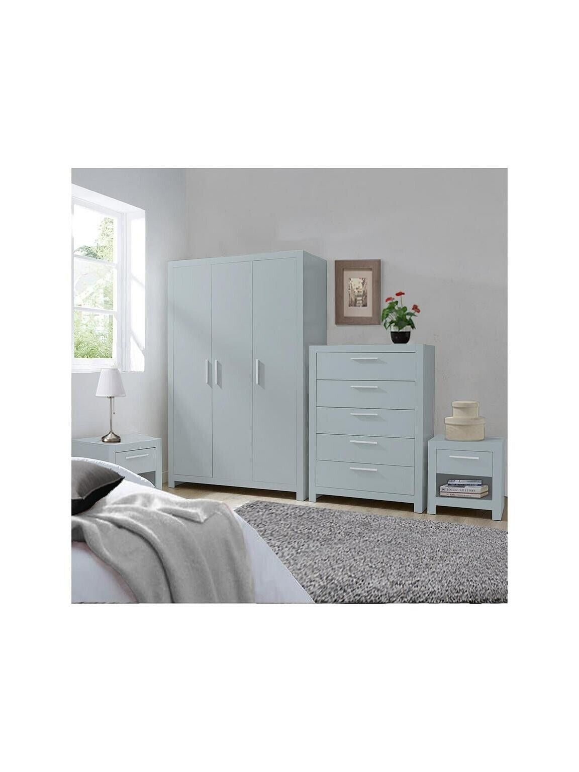 Rio 4 Piece Package 3 Door Wardrobe 5 Drawer Chest 2 Bedside Chests